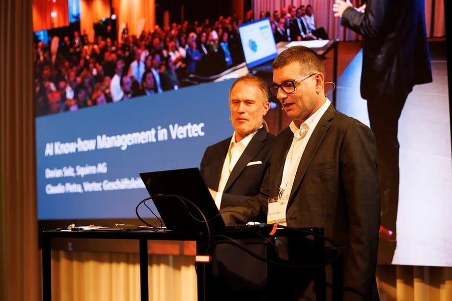 Dorian Selz, CEO and Co-Founder of Squirro and Claudio Pietra, Managing Director of Vertec at the 2025 Vertec Anwendertagung. Photo Credit: Martin Frick, 2025.